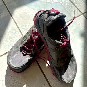 Altra Running Lone Peak 4 (Women)